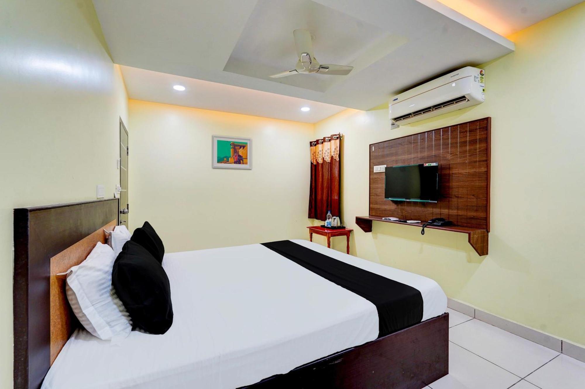 Super Hotel O Perungalathur Near Bus Stand Chennai Exterior photo